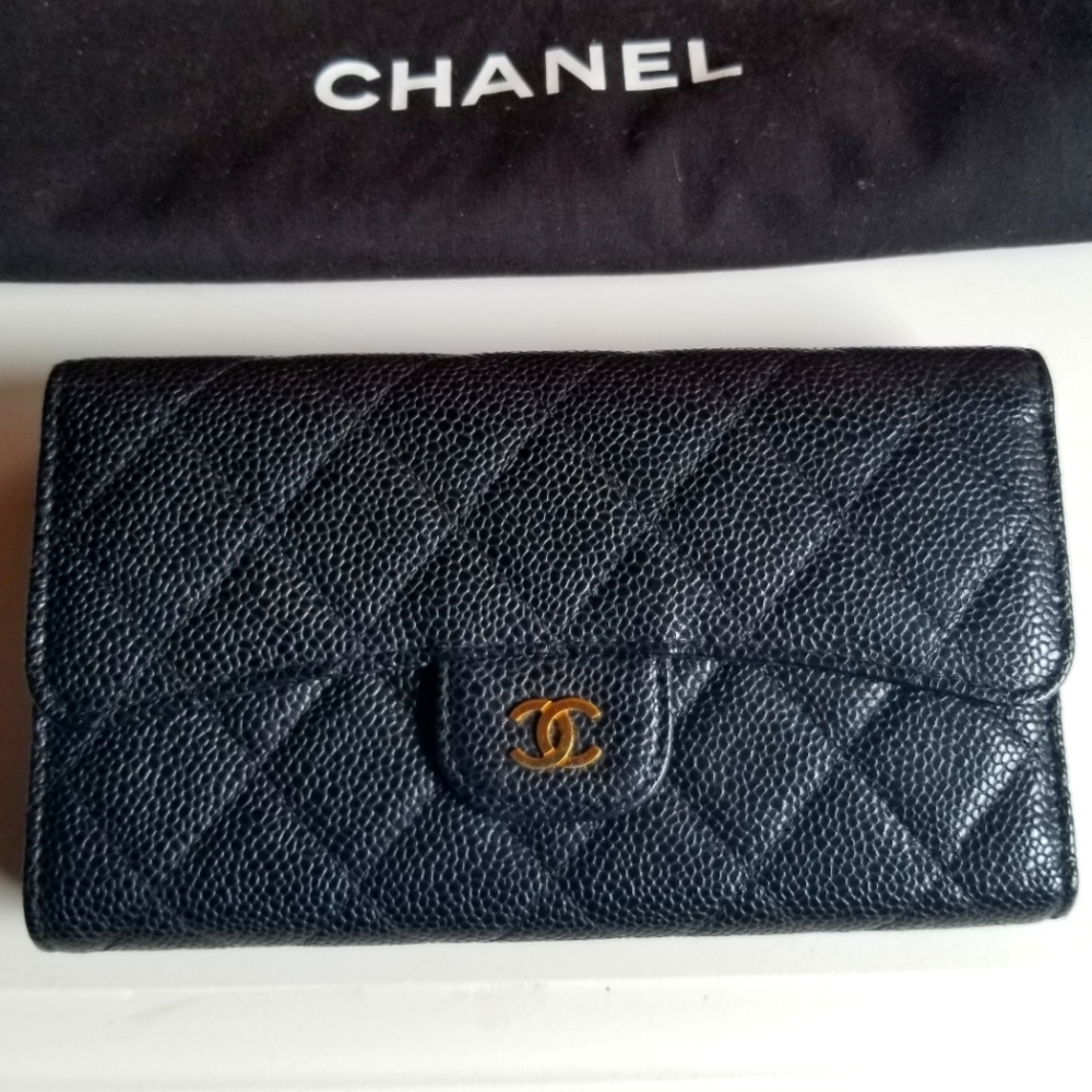 🆕️Chanel XL Caviar Flap Trifold Wallet - Picture 7 of 17